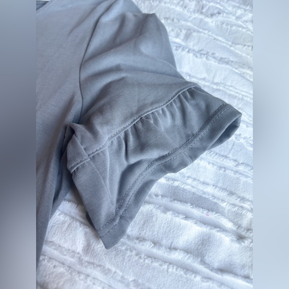 GREEN ENVELOPE, women's grey top, soft material - Picture 3 of 4